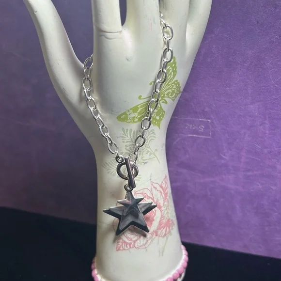 3 Star Link Bracelet - Picture 2 of 7